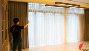 rèm cửa điều hoà chia phòng tối ưu