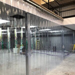 Hệ khung ray inox và tấm PVC trong suốt ngăn lạnh