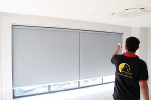 Hướng dẫn cách lắp rèm cuốn chống nắng đơn giản tại nhà