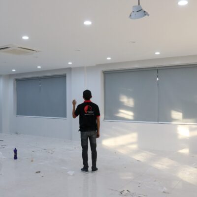 Mẫu rèm cuốn tự động cảm biến ánh sáng hiện đại và tiết kiệm năng lượng