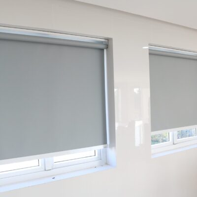 Rèm cuốn tự động điều chỉnh sáng tối nhờ cảm biến ánh sáng thông minh