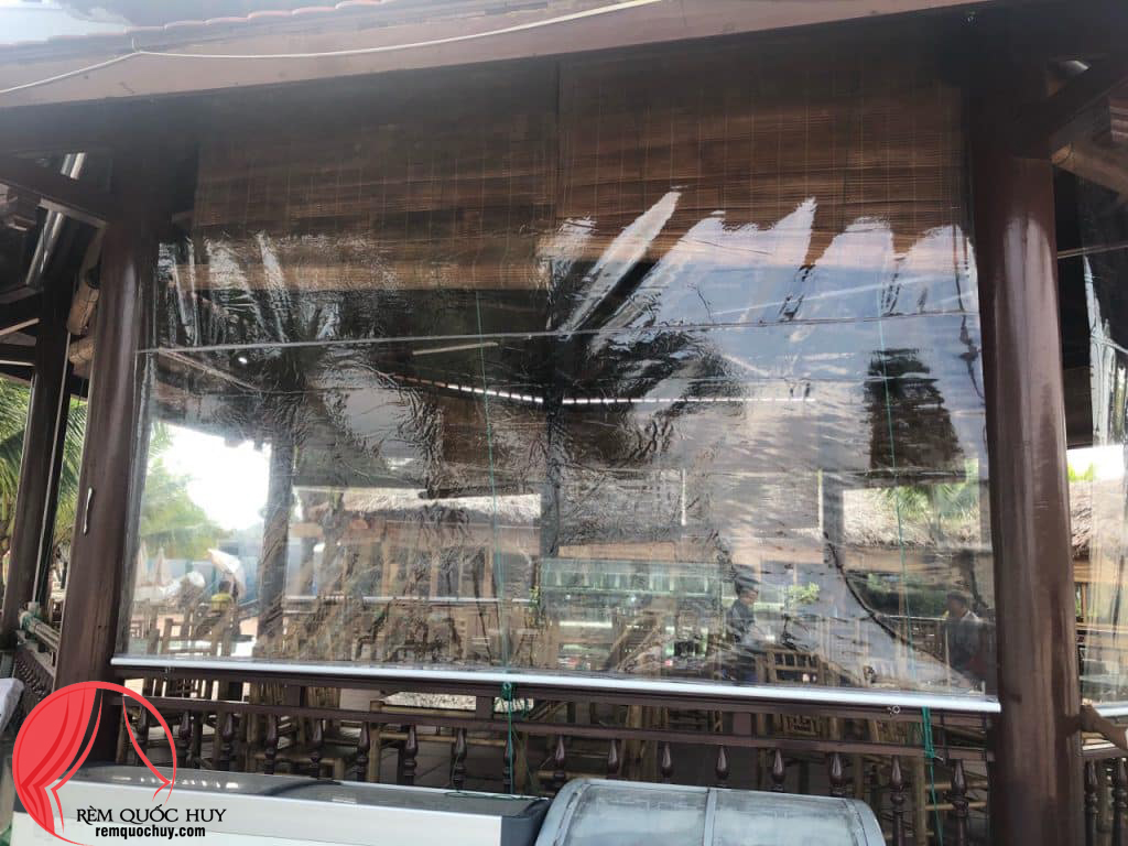 rèm nhựa pvc ngăn khói bụi