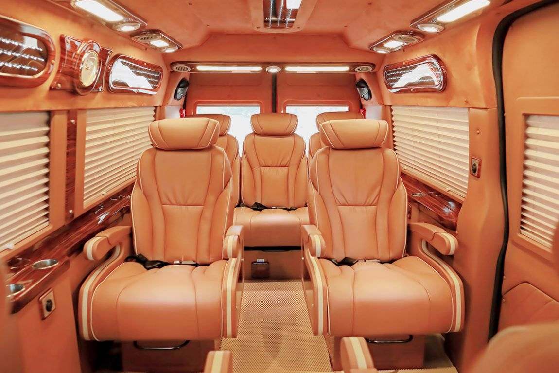 Nội, ngoại thất: Rèm tổ ong cho xe khách sang trọng , đẳng cấp Xe-limousine-luxury-9