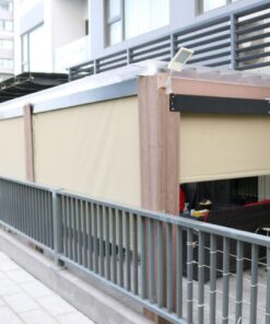 Rèm lưới ngoài trời tự động chống nắng cho quán cà phê sân vườn