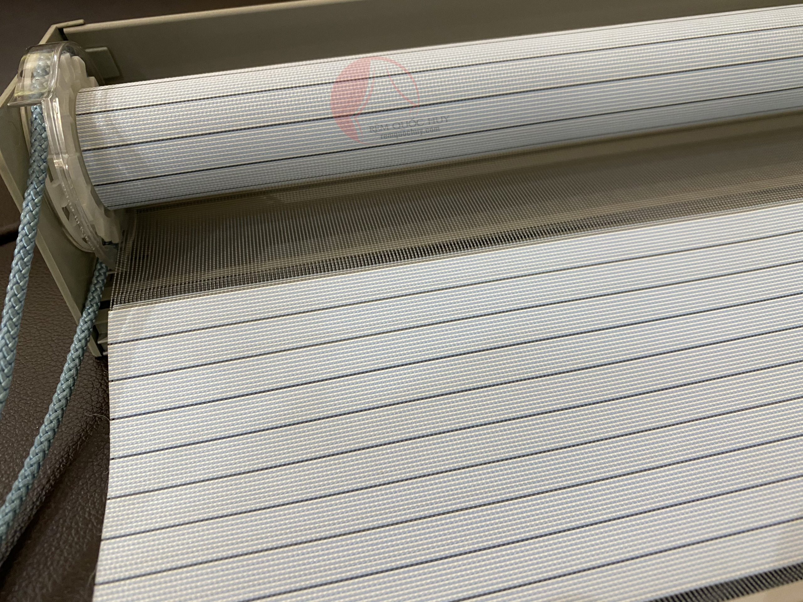 hệ đầu kéo rèm cầu vồng