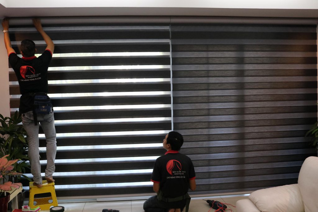 Rèm cầu vồng tự động giá rẻ lắp tại chung cư Quận 8