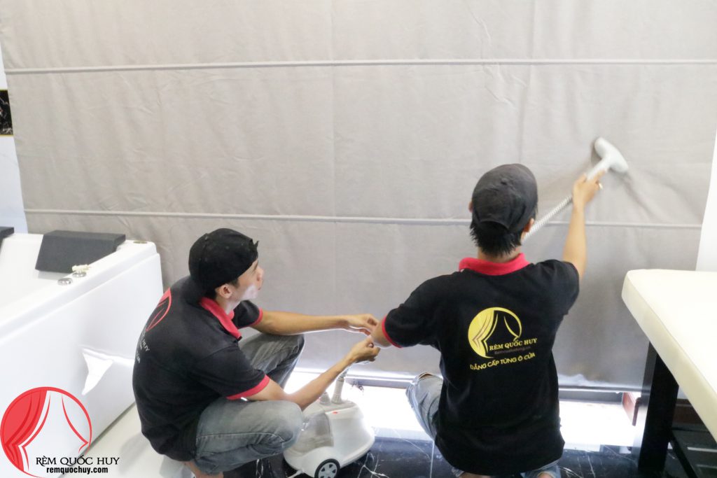Vệ sinh rèm cửa