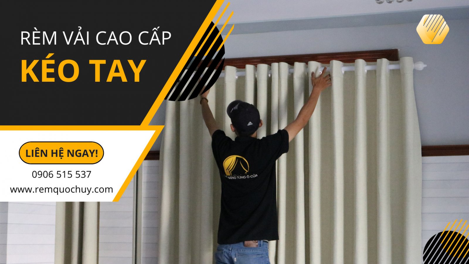 Bộ rèm 2 lớp màu ghi xám, kết hợp giữa vải dày chống nắng và voan mỏng nhẹ nhàng, giúp căn phòng sáng sủa hơn. Bộ rèm 2 lớp màu ghi xám, kết hợp giữa vải dày chống nắng và voan mỏng nhẹ nhàng, giúp căn phòng sáng sủa hơn.