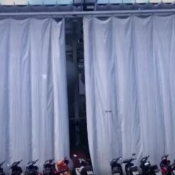 Rèm vải ngoài trời tự động chống tia UV cho ban công chung cư