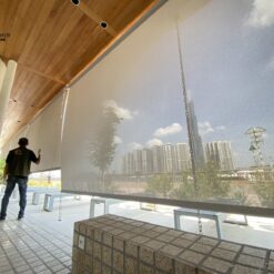 So sánh các loại rèm ngoài trời tự động cho ban công và sân vườn