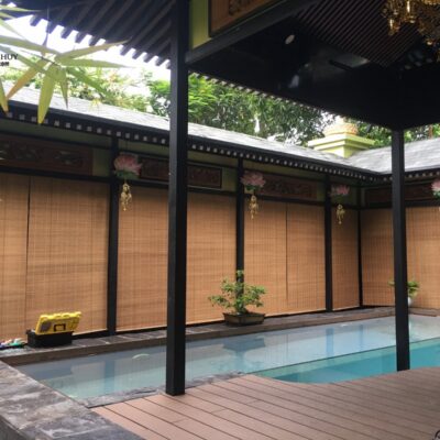 Rèm mành tre che nắng ngoài trời nhà gỗ
