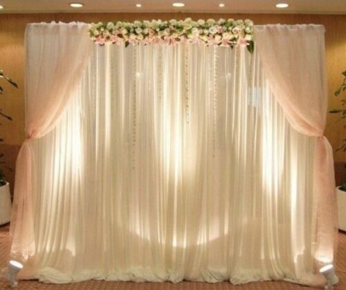 Thiết kế trần rèm đám cưới đẹp với ánh đèn lung linh