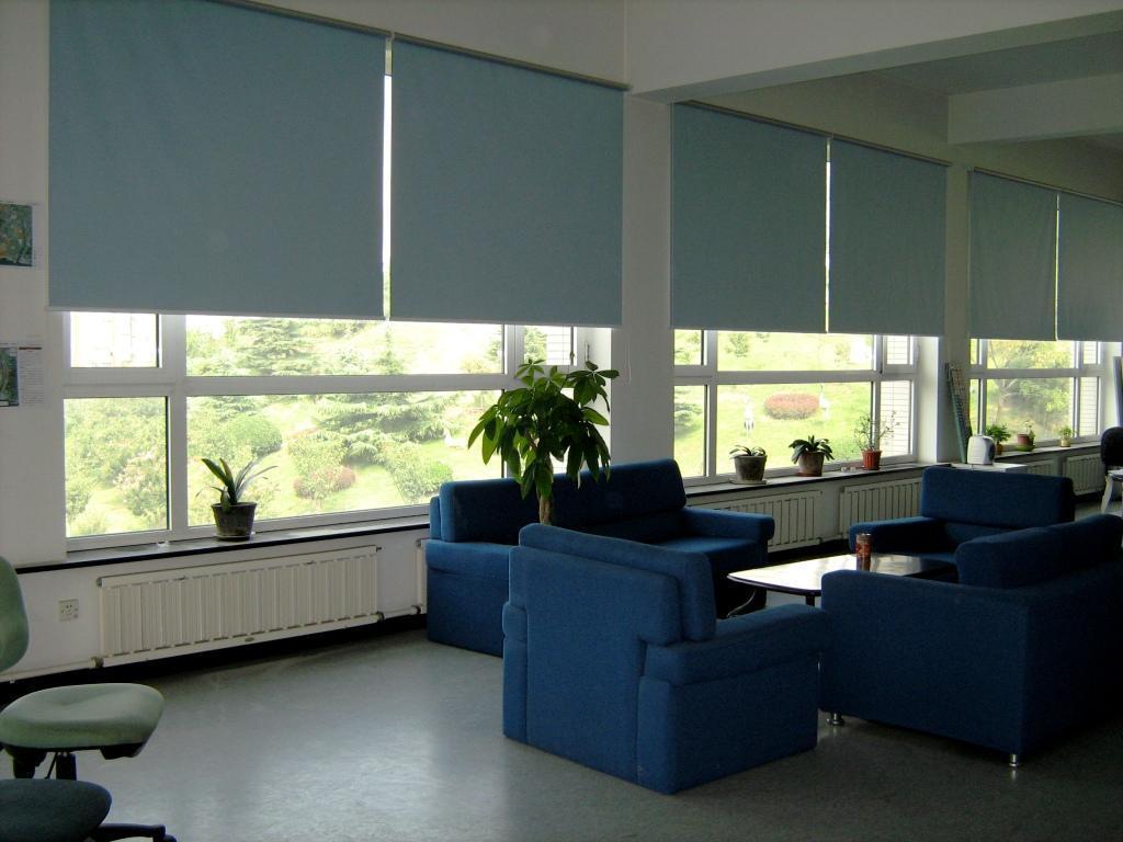 Rèm cửa văn phòng thiết kế đơn giản, dễ bảo trì