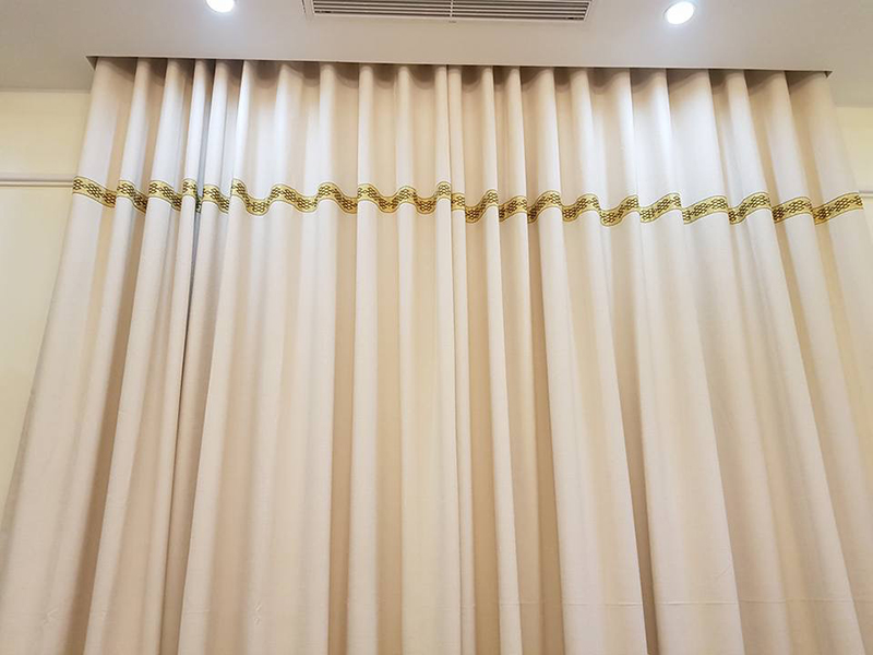 Mẫu vải màu be trơn, chất liệu linen thoáng mát và mềm mại