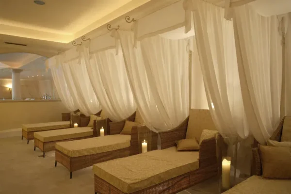 Rèm ngăn giường spa bằng nhựa chống khuẩn