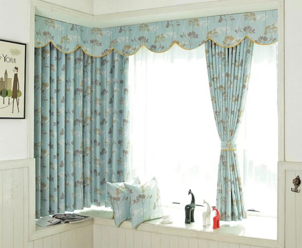 Rèm ngắn thiết kế đơn giản