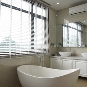 Rèm nhà tắm hoa văn sang trọng