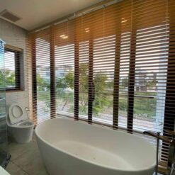 Rèm nhựa che nhà vệ sinh ngăn nước hiệu quả