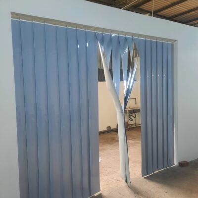 Rèm nhựa màu pastel trang trí không gian phòng trẻ em