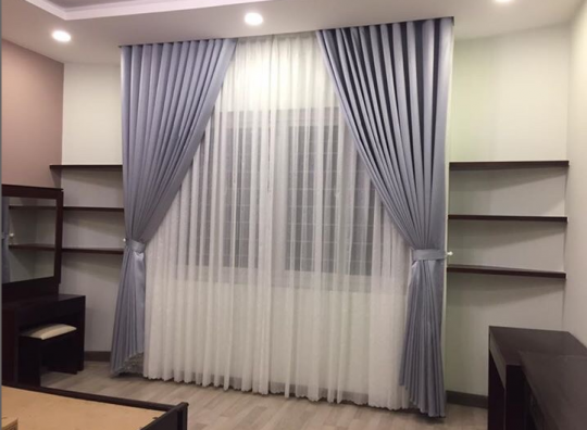Rèm cửa sổ nhỏ tiết kiệm không gian mà vẫn tinh tế