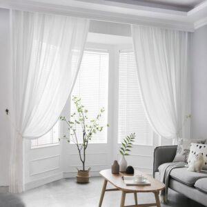 Rèm cửa sổ chống nắng màu kem