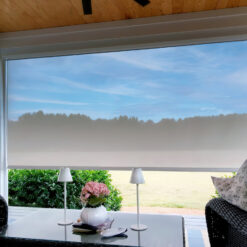 bảo vệ khỏi mưa nắng