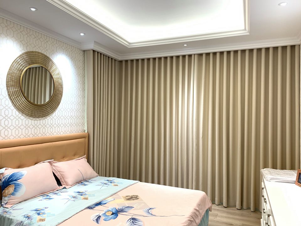 Thiết kế rèm cửa sổ phòng ngủ đẹp, chống nắng 2 lớp thông minh