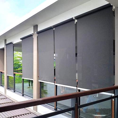 Rèm che nắng mưa ngoài trời – Giải pháp tiết kiệm, hiệu quả cho không gian mở
