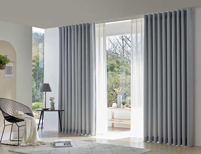 Rèm cửa chính chống nắng vải bố dày