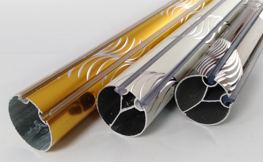 Suốt treo rèm inox sáng bóng sang trọng