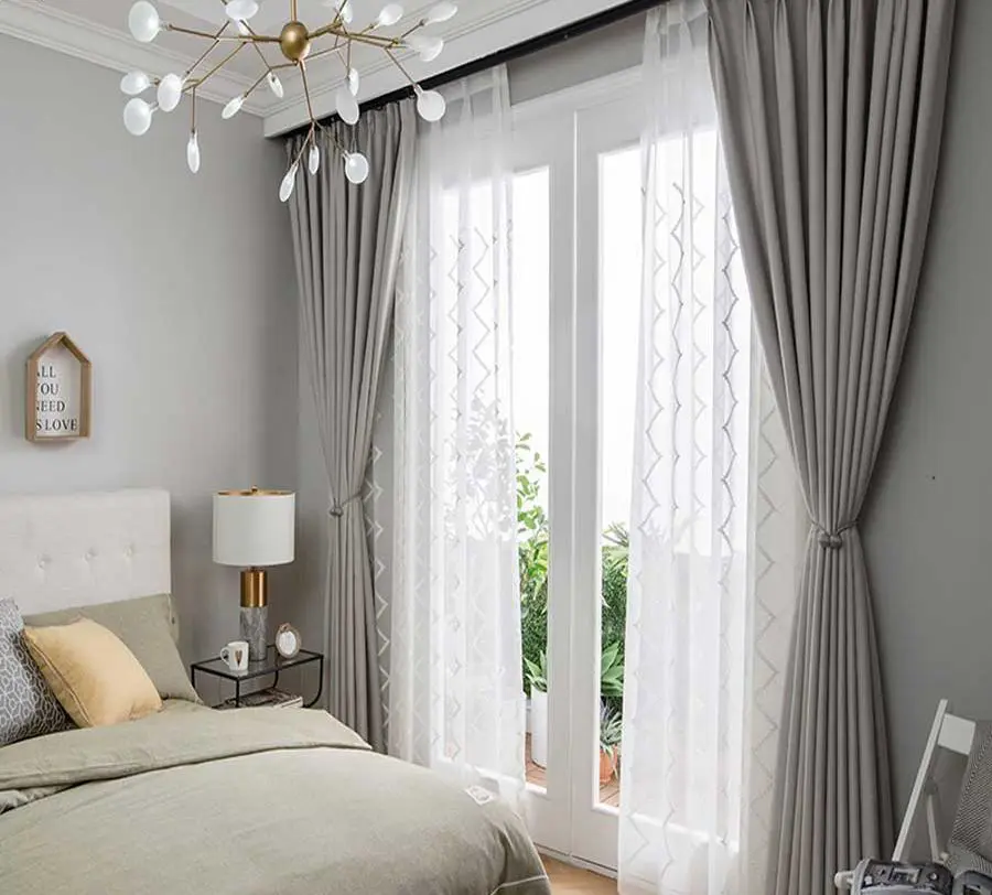 mẫu rèm treo cửa sổ phong cách hiện đại cho nhà ở
