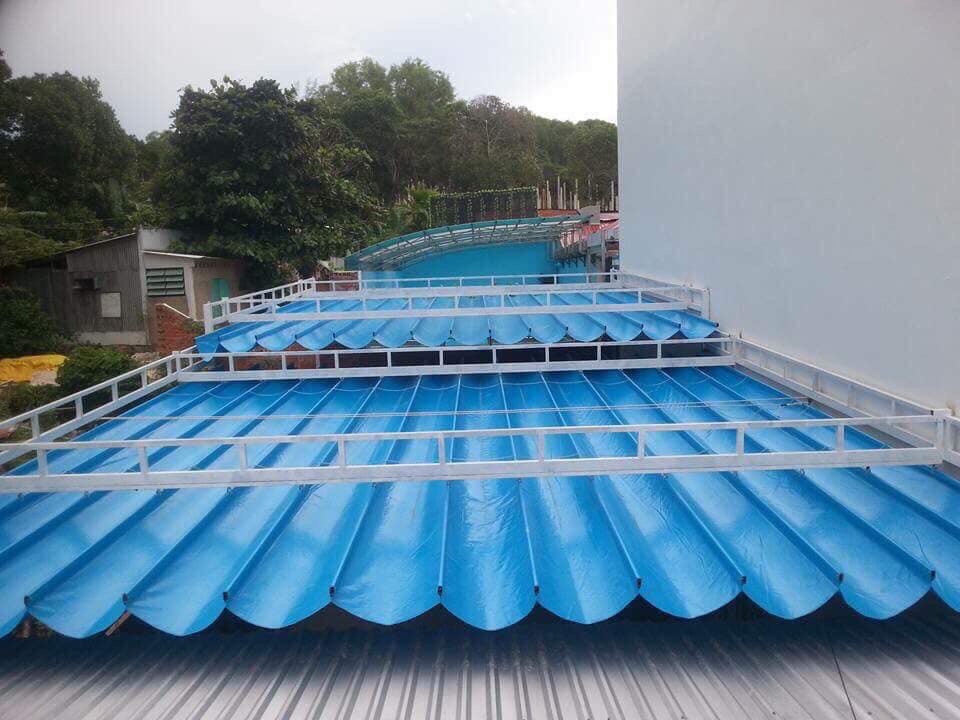 mái che di động dùng vải bạt che nắng mưa ở khu công nghiệp