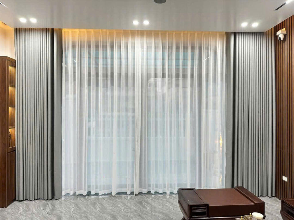 rèm âm trần tự động cao cấp cho phòng họp lớn