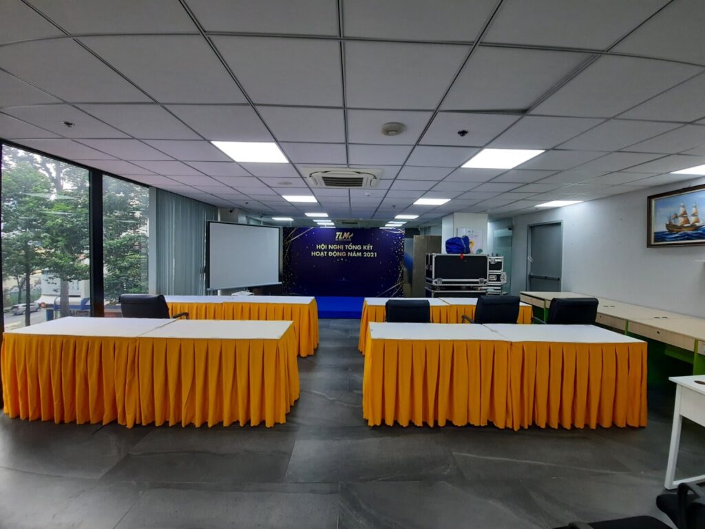 rèm bàn hội nghị vải thun ly lịch sự