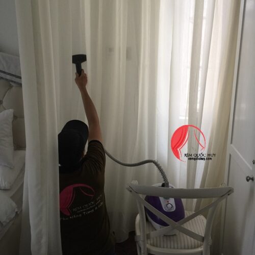 Dịch vụ vệ sinh màn cửa chuyên nghiệp – Sạch đẹp như mới