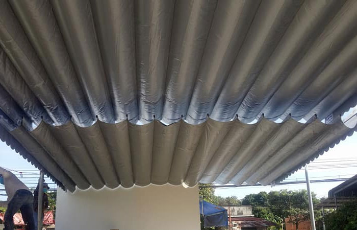 Mái pergola khung nhôm lợp kính sang trọng cho ban công