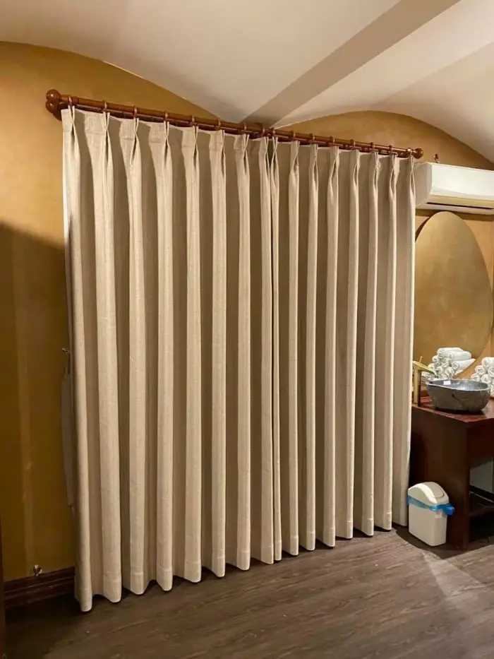 Mẫu rèm cửa xếp ly tự may tại nhà đơn giản
