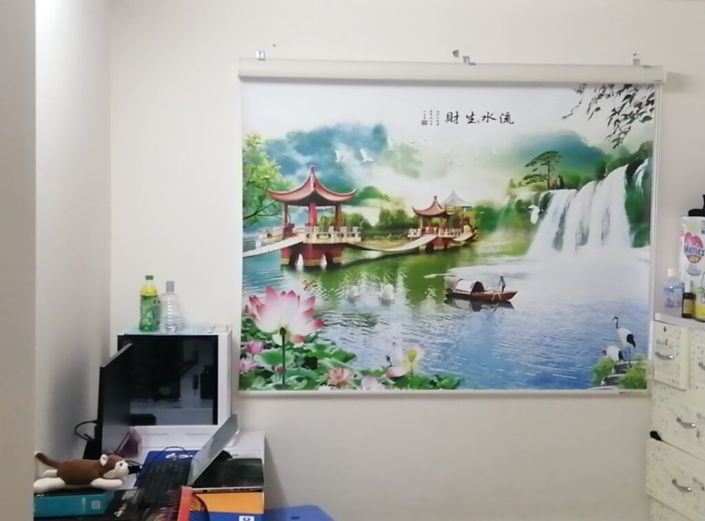 Rèm cuốn cửa sổ in tranh phong cảnh độc đáo