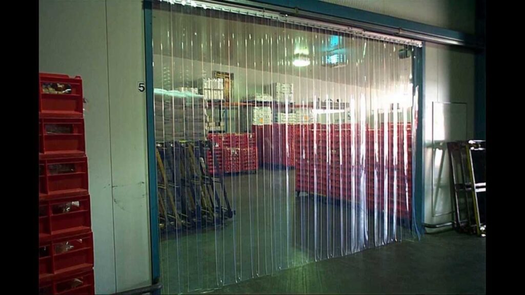 Rèm đông lạnh chuyên dụng cho kho bảo quản thực phẩm