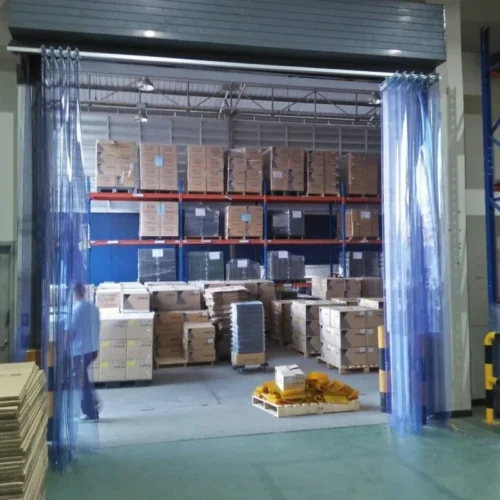 Giải pháp linh hoạt với rèm nhựa PVC xoay lật cho văn phòng và nhà xưởng hiện đại