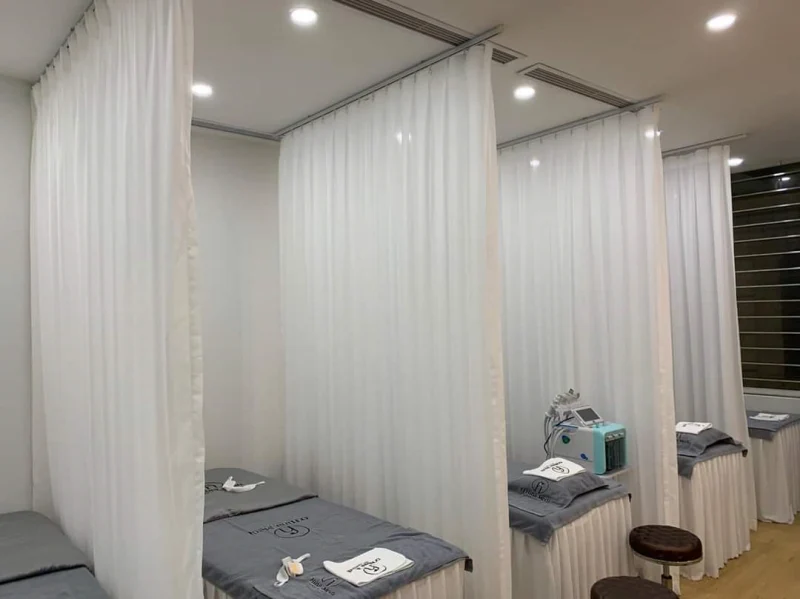 Rèm spa đẹp tinh tế, phù hợp phong cách hiện đại