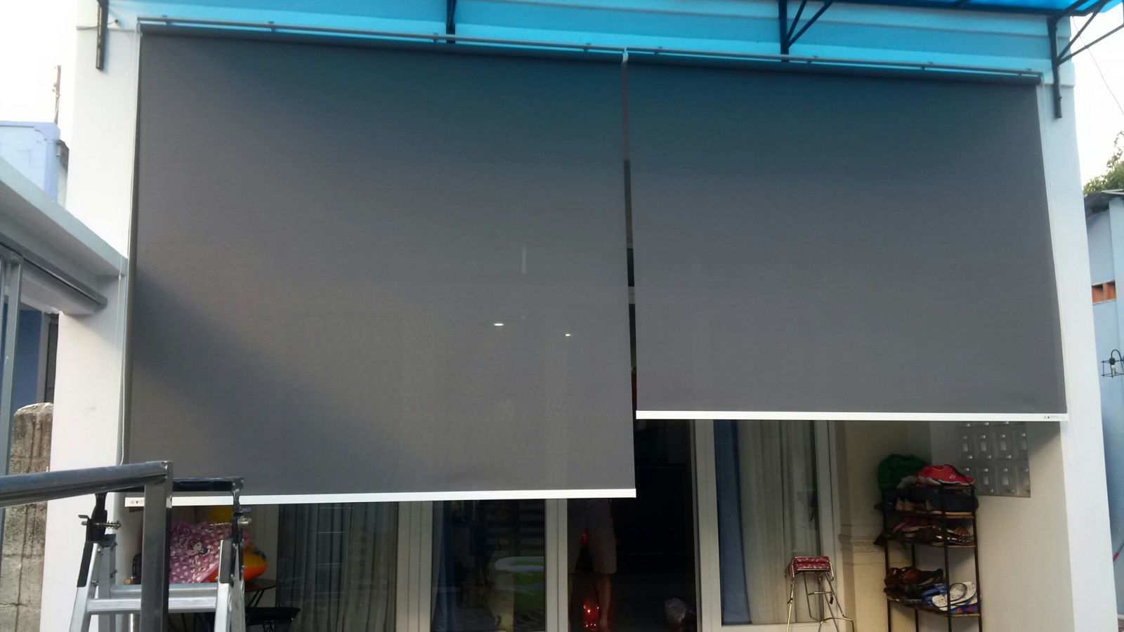 Rèm che cổng ngoài trời chống nắng mưa bền đẹp