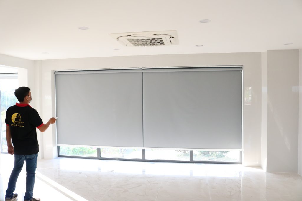 Rèm tự động chống nắng cho cửa sổ thông minh