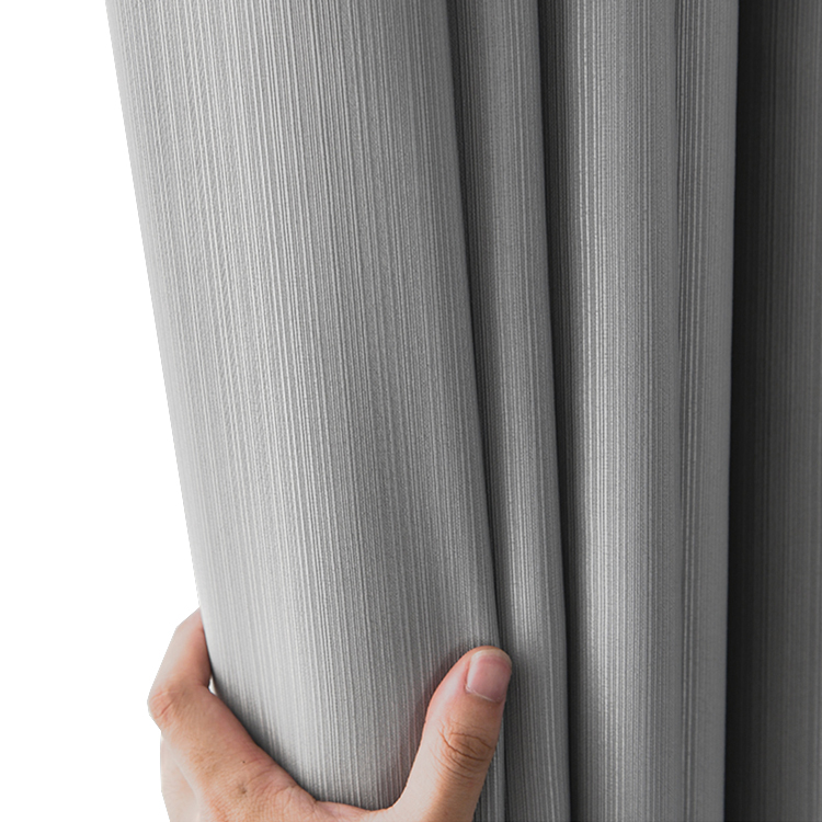 Mẫu rèm lụa satin cao cấp sang trọng tại cửa sổ lớn