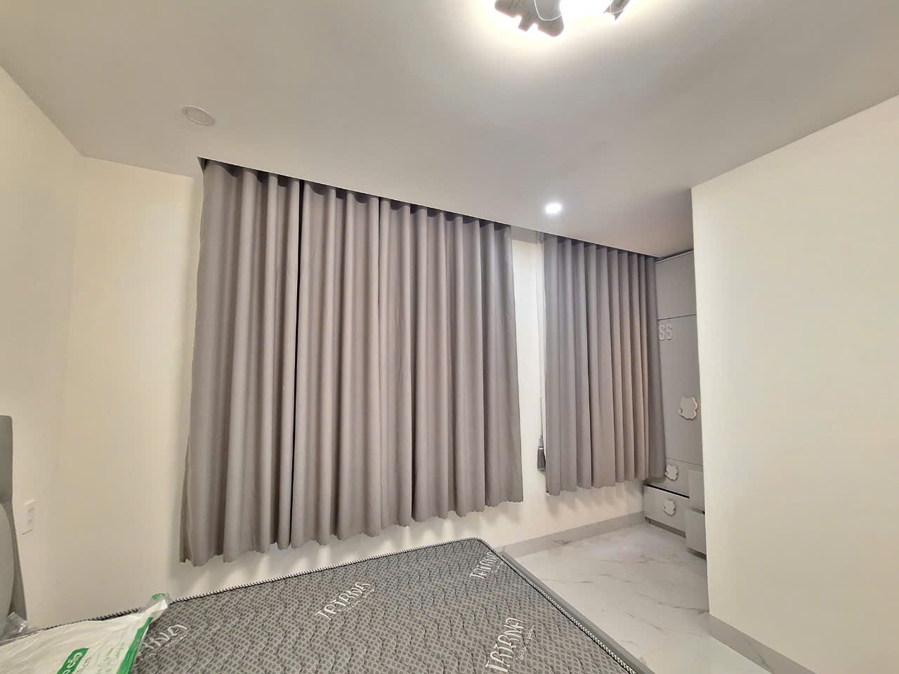 Nội thất đẳng cấp với rèm lụa cao cấp tinh tế