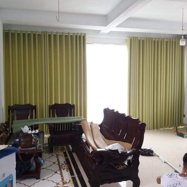 Rèm 2 lớp dày dặn, cản sáng tuyệt đối phòng ngủ