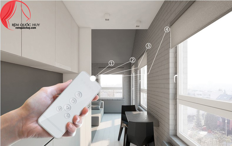 Rèm cuốn điều khiển bằng remote không dây tiện lợi cho gia đình hiện đại