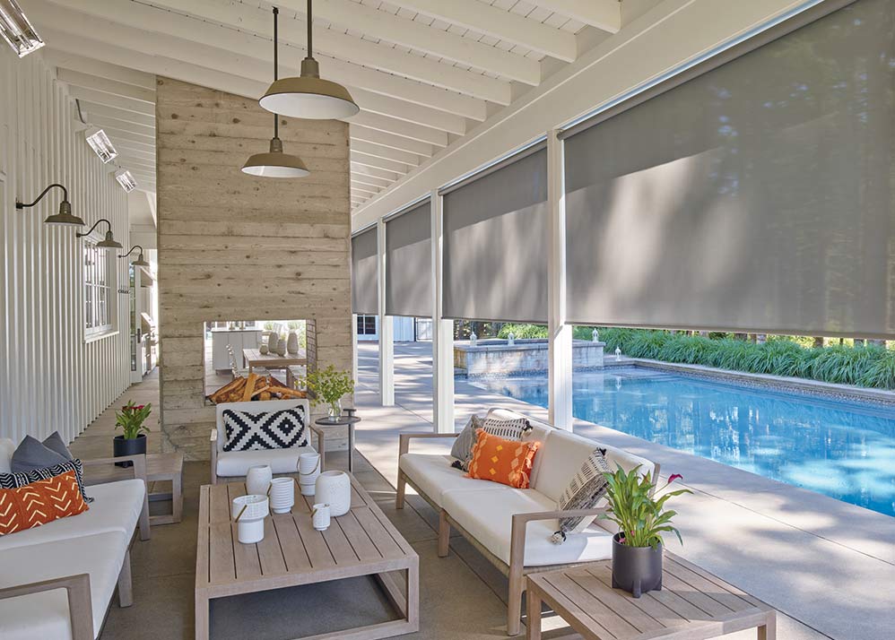 Rèm tự động ngoài trời cho biệt thự sang trọng