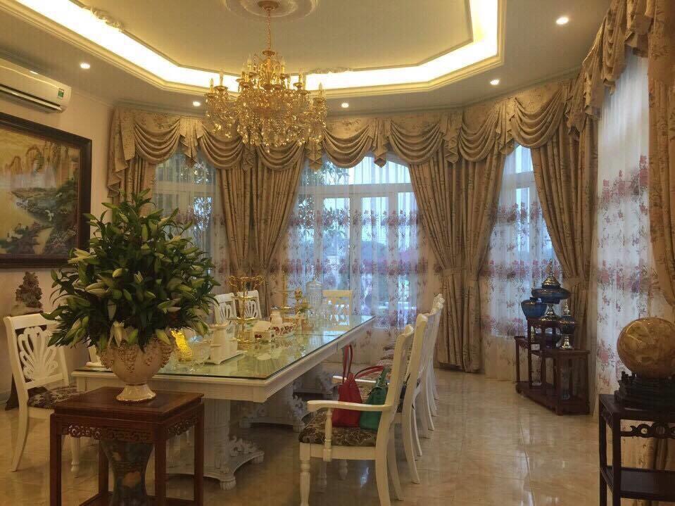 so sánh rèm vải và rèm roman khác nhau như thế nào trong thiết kế nội thất