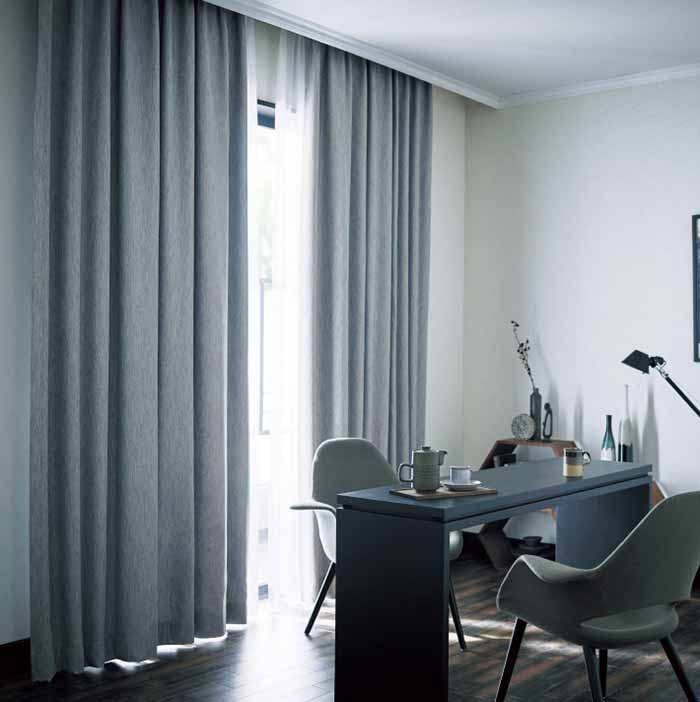 tư vấn nên dùng rèm vải hay rèm nhựa cho văn phòng sang trọng